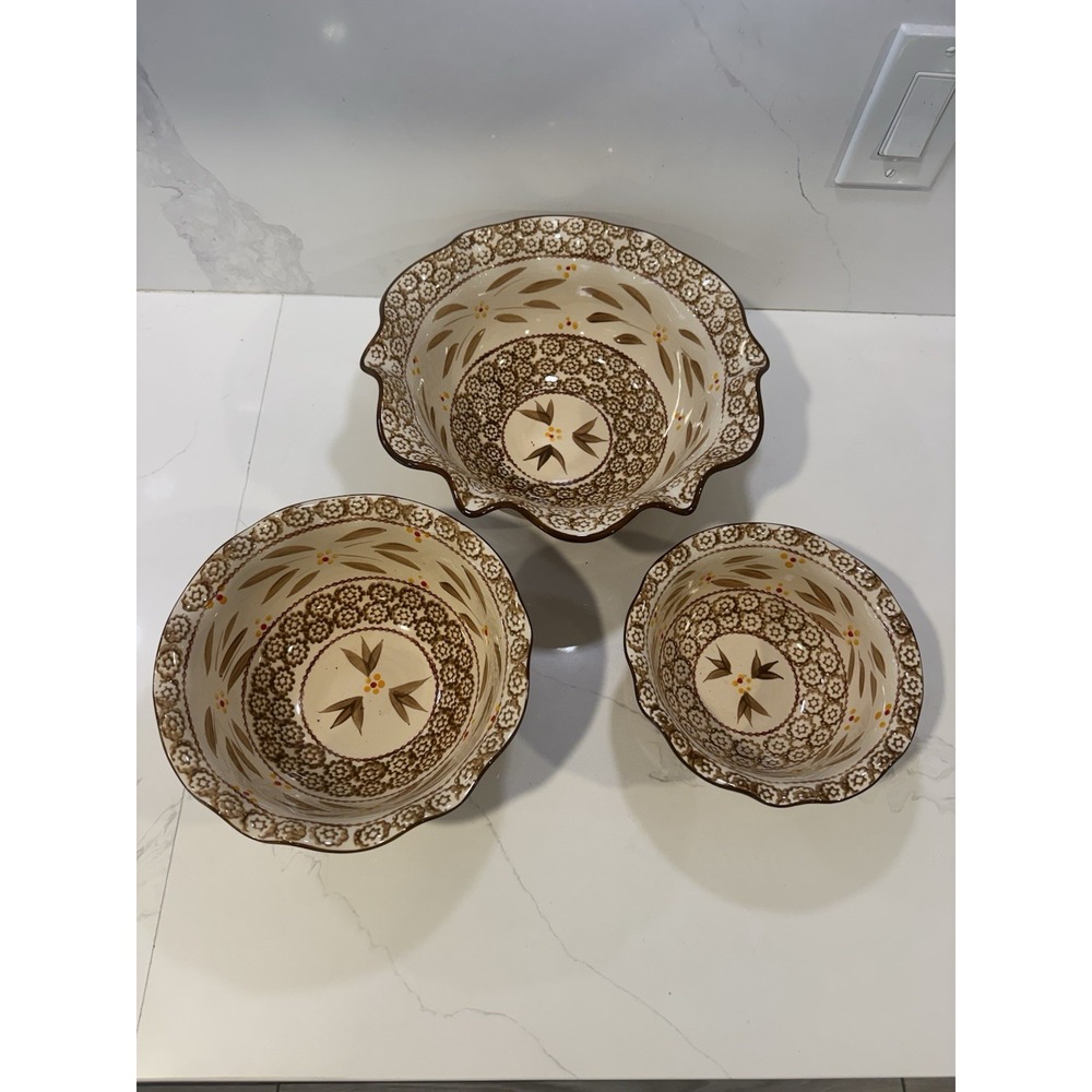 Temptations Old World Brown Nesting Bowls Set of 3 Wavy Edge 1qt 2 qt 3.5qt Vtg